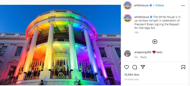 White house building turns into Rainbow color